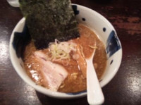 「節骨こってりらーめん」@節骨麺たいぞう 池袋本店の写真