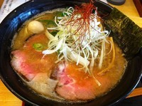 「[限定] 和風豚骨らぁめん 10周年記念バージョン」@彩色ラーメン きんせい 総本家 高槻栄町の写真