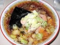 「青島ラーメン700円＋チャーシュー・刻みネギ各50円増」@青島食堂 秋葉原店の写真