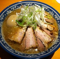 「味玉入肉多め煮干そば（￥1,100）」@麺屋 八海山の写真