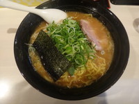 「サスケ豚骨(大盛り)(650+50=700円)」@麺処 サスケの写真