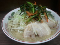 「小ラーメン+ニラキムチ」@ラーメン二郎 横浜関内店の写真