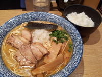 「【昼１５食限定】ニボやん２号（大盛）７８０円＋ライス１００円」@麺屋 一燈の写真