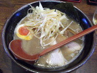 「濃厚中華ネギらーめん　870円」@濃厚つけ麺 みやこ家 宇都宮店の写真