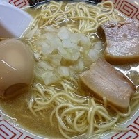 「中華そば（味玉トッピング）」@中華ソバ 伊吹の写真