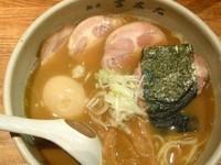 「チャーシューラーメン＋味玉」@麺屋吉左右の写真