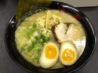 「らーめん＋味玉（￥600＋￥100）」@ホープ背油らーめん はやぶさの写真