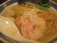 「香味鶏だし塩そば」@麺屋桜木の写真