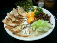 「特製中華そば」@熊本 豚骨中華そば せからしかの写真