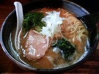 「鐙らーめん+ぎょうざ+ライス」@麺や 鐙 本店の写真