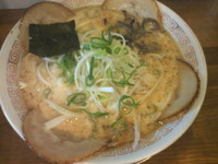 「豚骨醤油チャーシュー麺」@十六代目 哲麺 大垣上面店の写真