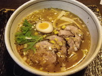 「味噌らーめん+ロースチャーシュー」@麺工房 あかつきの写真