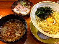 「あつ盛釜玉 (860円)」@麺元素の写真