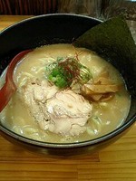 「らーめん（６８０円）」@麺処 閃の写真