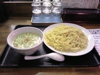 「紅塩つけめん（大盛り，こってり）680円」@つけ麺 彩の写真
