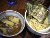 「和風つけめん（中盛り）＋のり、750円（同額）＋100円」@中華そば 伝堂の写真