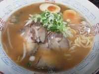 「ラーメン￥500+ライス￥0（ランチタイムセット）」@麺屋 豚汁亭の写真