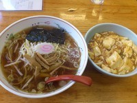「煮干ラーメンと半マーボー丼のサービスランチ ￥409」@中華 味彩の写真