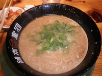 「工場ラーメン・カタメ・こってり(590円)平日替え玉1回無料」@河童ラーメン本舗 工場店の写真