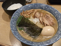 「ニボやん２号＋味玉＋半ライス」@麺屋 一燈の写真