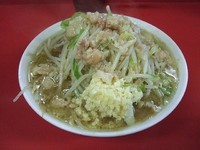 「ラーメン小　650円　ニンニク　アブラ　カラメ」@ラーメン二郎 茨城守谷店の写真