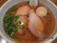 「鯛だし焼豚らーめん　ロースチャーシュー2枚　750円」@らあめん厨房どる屋の写真