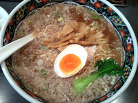 「特製醤油らーめん(700円)」@らーめん 松富の写真