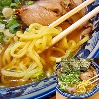 「醤油ラー麺　750円」@ラー麺 鎌倉家の写真