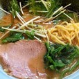 ラーメン（麺かため）580円＋ハリハリ 200円