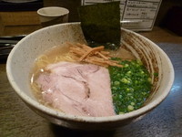 「しおらぅめん」@らうめん考房 ありがた屋の写真