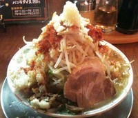 「やんちゃ流ラーメン 全部増し」@らーめん キラリの写真