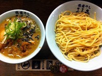 「つけめん煮番搾り(中盛300g)+鶏皮+味付玉子」@東京煮干中華そば 三三㐂 大森の写真