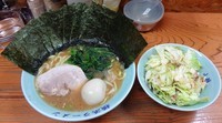 「山賊ラーメン（800円）＋キャベツチャーシュー（100円）」@横浜ラーメン 山賊の写真
