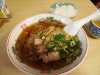「らーめん定食B（らーめん+串かつ+茶わんライス）」@みつや食堂の写真