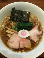 「手打ち中華そば」@ビーハイブ ゲンキノモトの写真