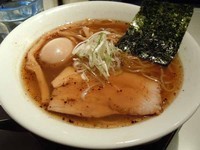 「味玉醤油そば」@SOBAHOUSE金色不如帰の写真