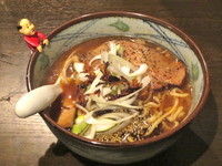 「らー麺」@魔乃巣の写真