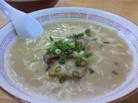 「ラーメン（630円)」@博多一番の写真