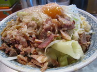 「油ラーメン　中盛り（ヤサイ増しニンニクアブラ）」@らーめん大 練馬店の写真