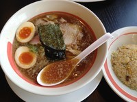 「特選醤油らーめん 半チャーハンセット＋とろーり半熟煮卵」@幸楽苑 大和林間店の写真