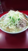 「小豚ラーメン麺固め＋ニンニク」@ラーメン二郎 中山駅前店の写真