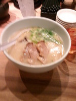 「白丸元味750円＋替え玉無料＋ハーフ餃子無料」@博多一風堂 上野広小路店の写真