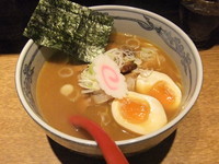 「特製六三六らーめん」@麺や 六三六 姫路店の写真