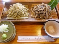 「蕎麦くらべ(1200円)」@石臼自家挽き蕎麦 みなもとの写真