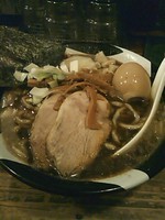 「特製煮干ラーメン」@すごい煮干ラーメン凪 新宿ゴールデン街店 本館の写真