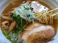 「渡りガニ＋とり＋αのラーメン（限定） 750円」@はりけんラーメンの写真