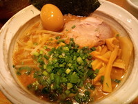 「らーめん　700円（太麺セレクト）＋味玉0円」@麺矢 鶴木の写真
