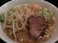 「【冬季土日月の限定】みそらーめん800円＋味玉100円」@らーめん こてつの写真