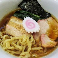 「手打ち中華そば　750円」@ビーハイブ ゲンキノモトの写真