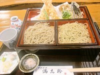 「２点盛り天せいろ（１４００円）」@手打そば満志粉の写真